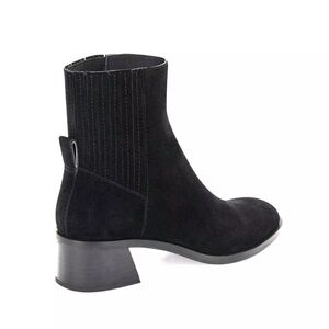 Dolce Vita suede ankle heeled boot